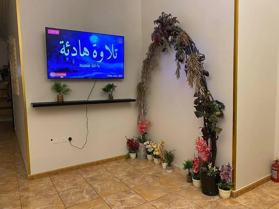 شقه عائلية مؤثثه حي المحمديه جده Jeddah 0*,
